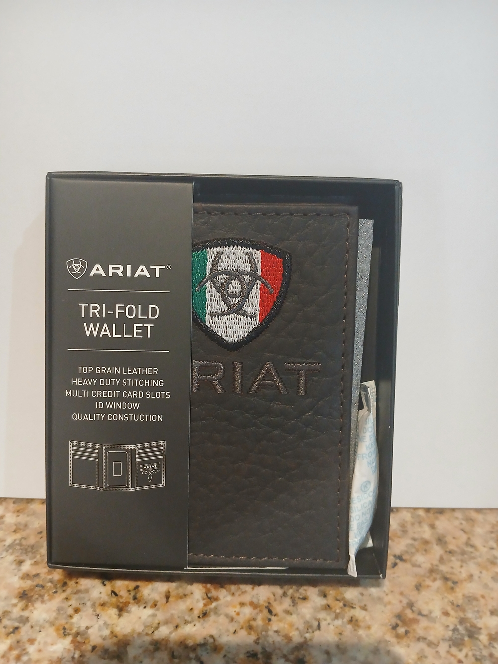 Ariat Tri-Fold Leather Wallet - Black with Red/Green/White Shield